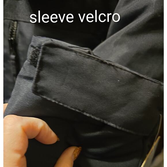 Cherokee Parka w/Faux Fur Hood, Zip & Velcro Closure, 5 Pockets, Great for Snow - Picture 5 of 13